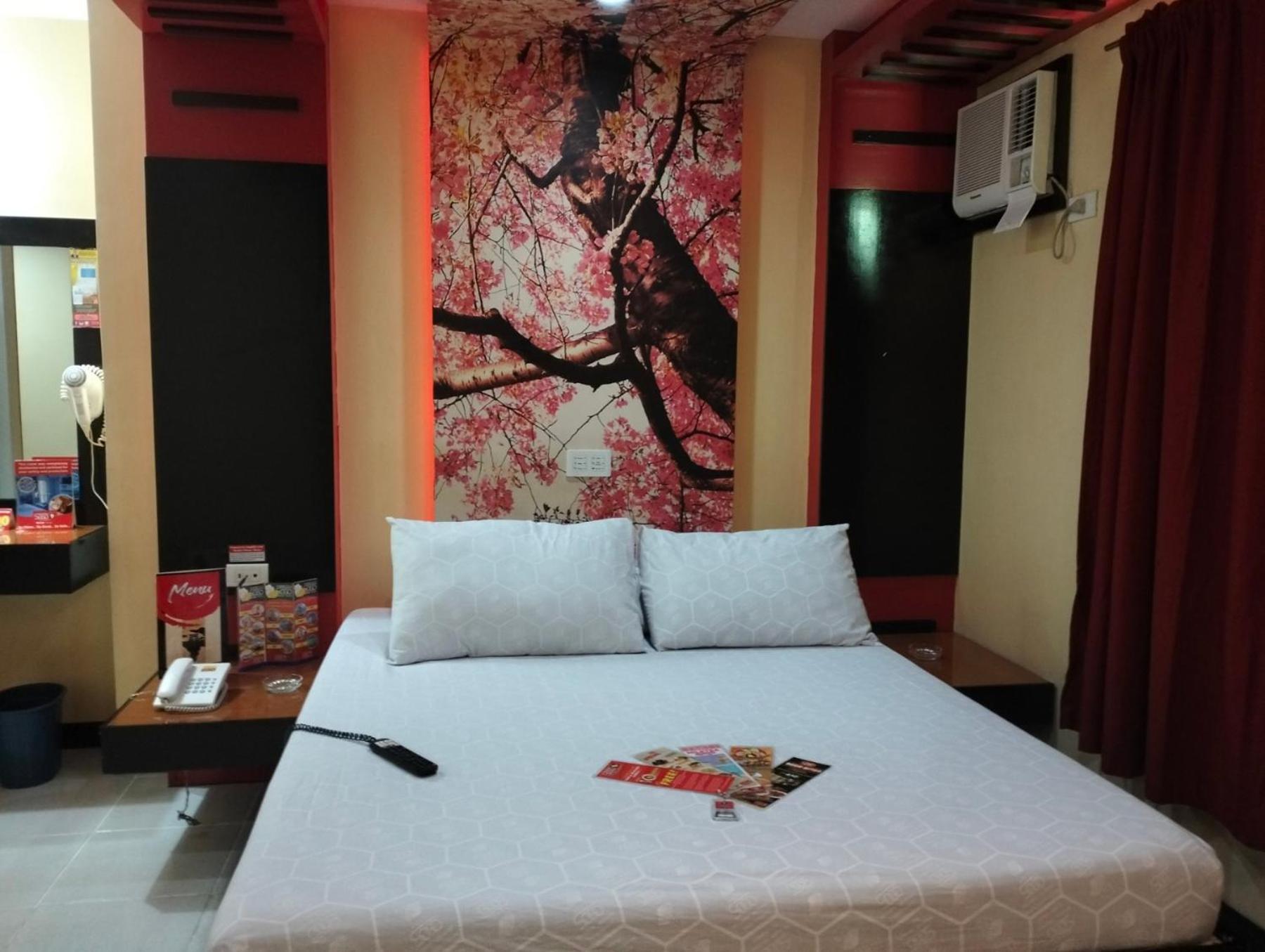 崇光季里诺电机驱动酒店 马尼拉 外观 照片